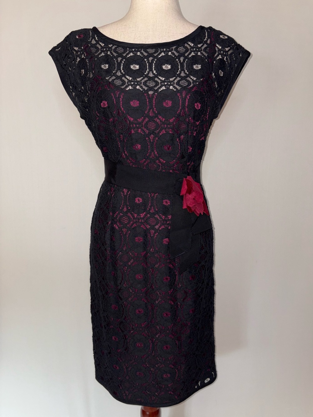Nanette Lepore Vintage Y2K Lace Knee Length Cocktail Dress Size 4 Made in USA